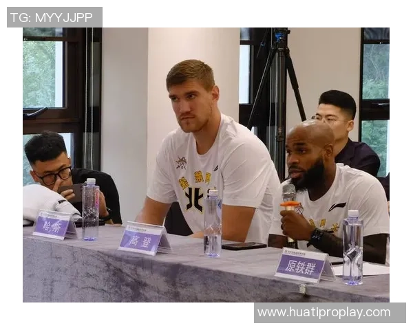 外援小贾马尔尼尔森正式注册将为北控男篮征战CBA赛季